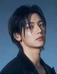 カン・ミニョクの写真